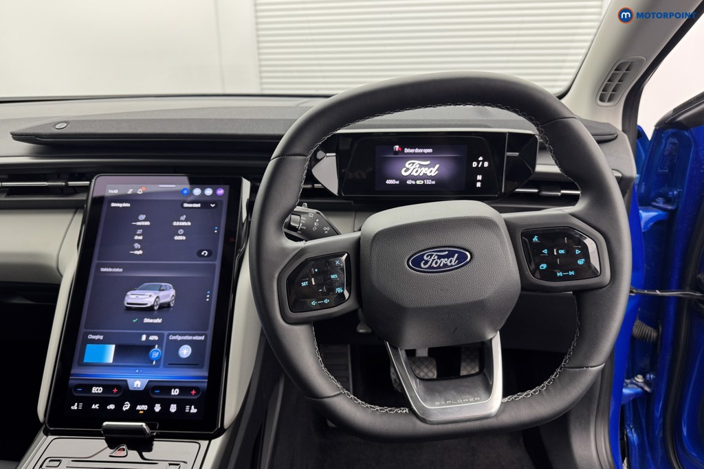 Ford Explorer Select Automatic Electric SUV - Stock Number (1561366) - 1st supplementary image