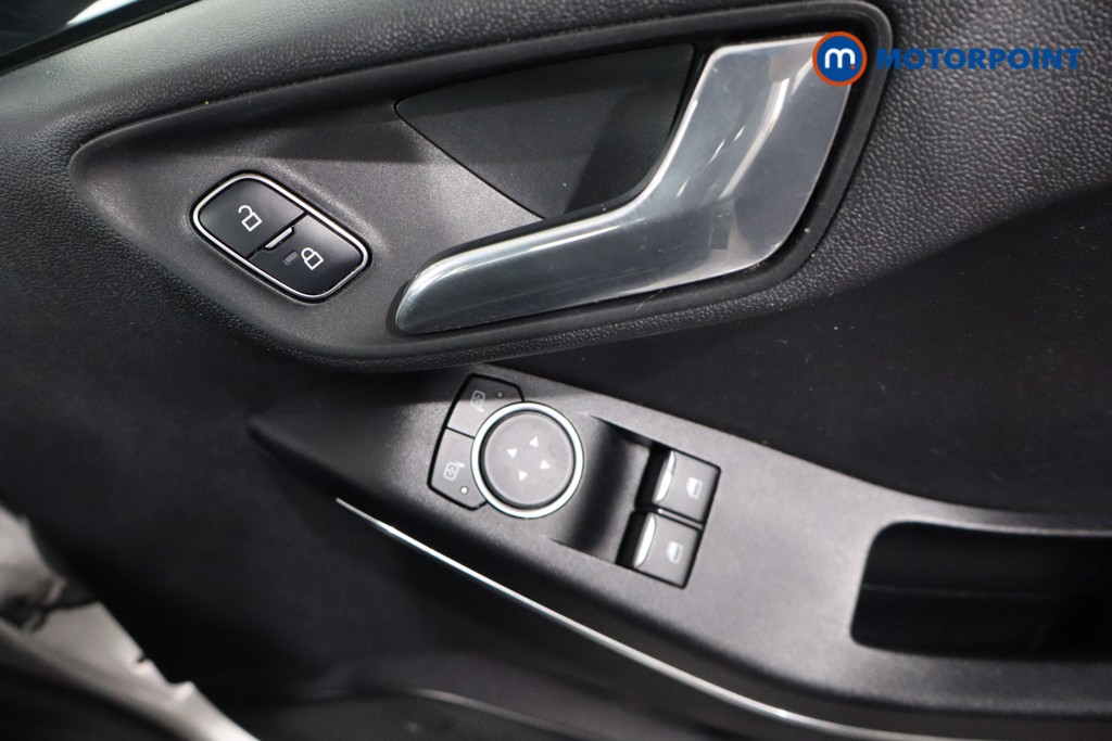 Ford Fiesta St-Line Manual Petrol Hatchback - Stock Number (1561445) - 18th supplementary image