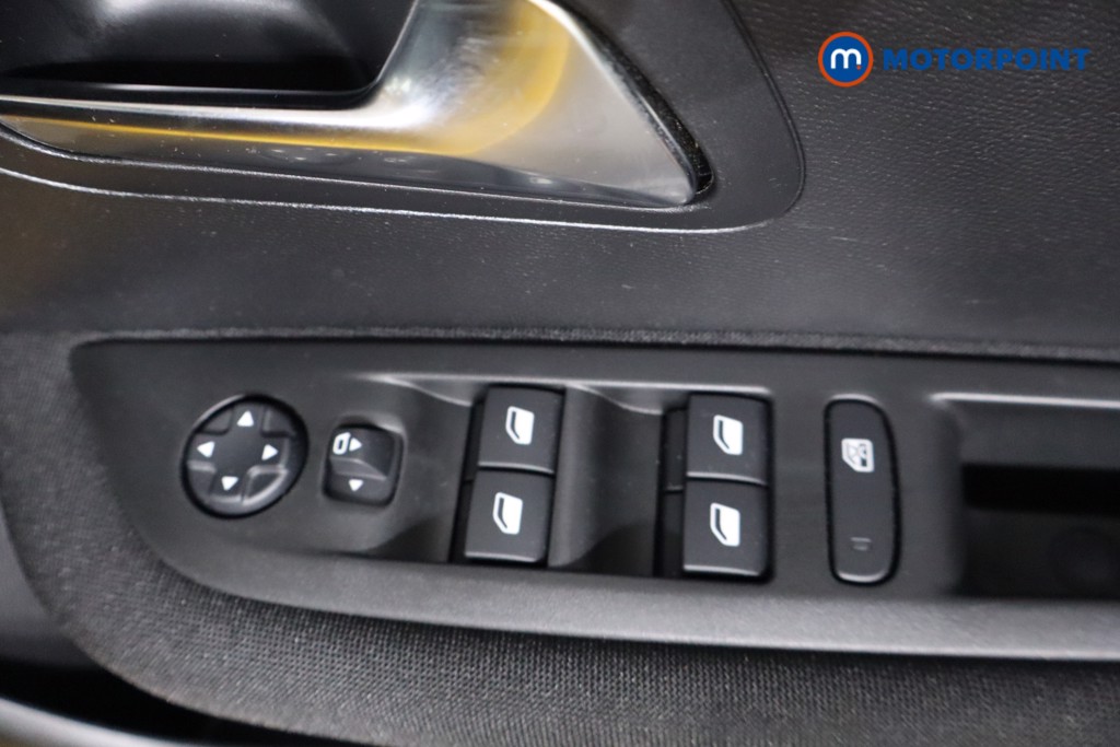 Peugeot 208 Active Premium -Plus Manual Petrol Hatchback - Stock Number (1561473) - 18th supplementary image