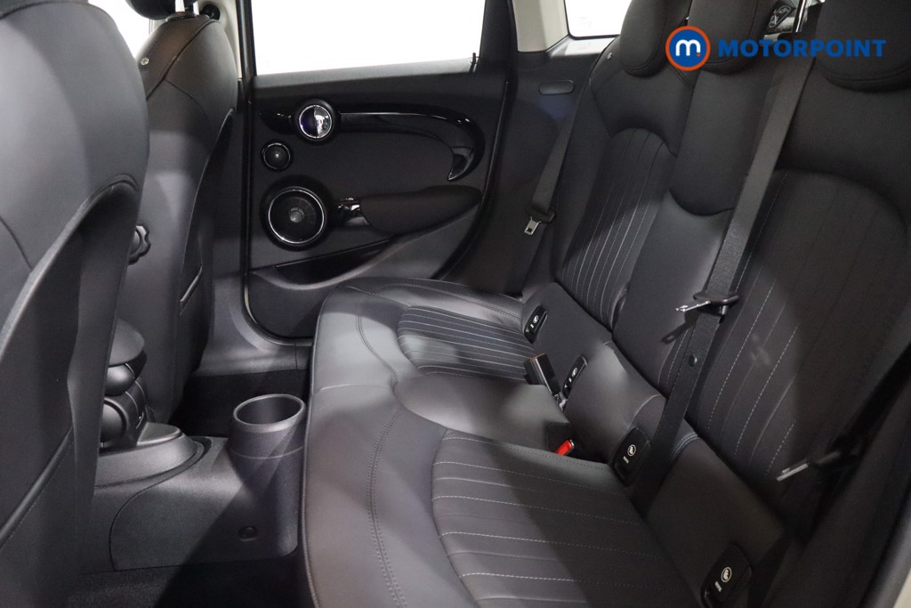 Mini Hatchback Cooper S Exclusive Automatic Petrol Hatchback - Stock Number (1561508) - 5th supplementary image