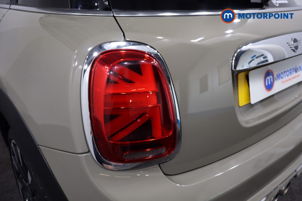Mini Hatchback Cooper S Exclusive Automatic Petrol Hatchback - Stock Number (1561508) - 27th supplementary image