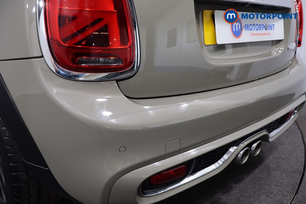Mini Hatchback Cooper S Exclusive Automatic Petrol Hatchback - Stock Number (1561508) - 28th supplementary image