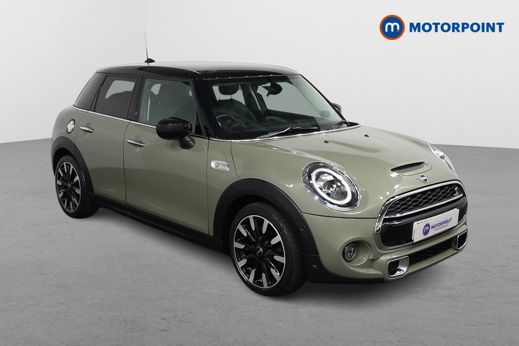 Mini Hatchback Cooper S Exclusive Automatic Petrol Hatchback - Stock Number (1561508) - Drivers side front corner