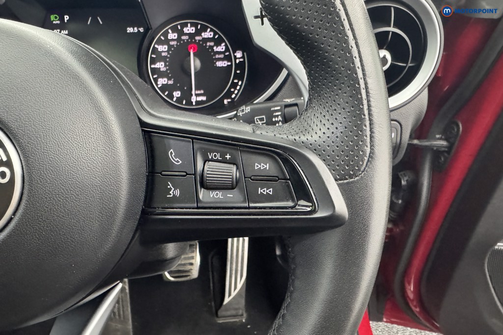 Alfa Romeo Stelvio Veloce Automatic Petrol SUV - Stock Number (1519795) - 11th supplementary image
