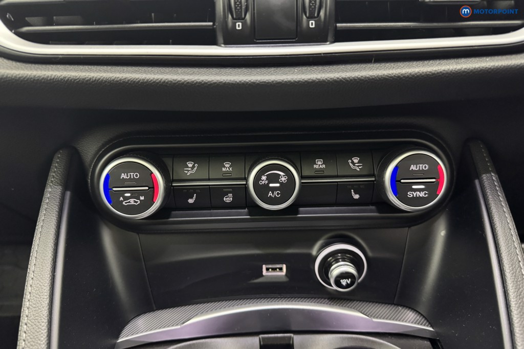 Alfa Romeo Stelvio Veloce Automatic Petrol SUV - Stock Number (1519795) - 12th supplementary image