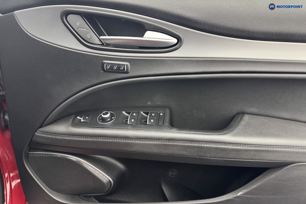 Alfa Romeo Stelvio Veloce Automatic Petrol SUV - Stock Number (1519795) - 16th supplementary image