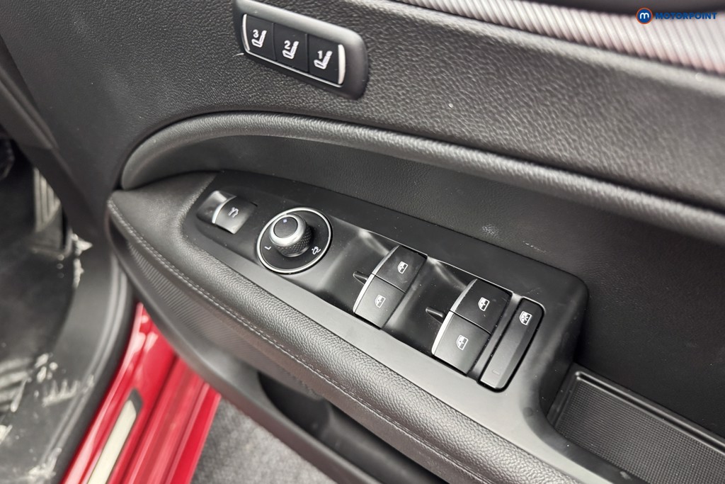 Alfa Romeo Stelvio Veloce Automatic Petrol SUV - Stock Number (1519795) - 17th supplementary image