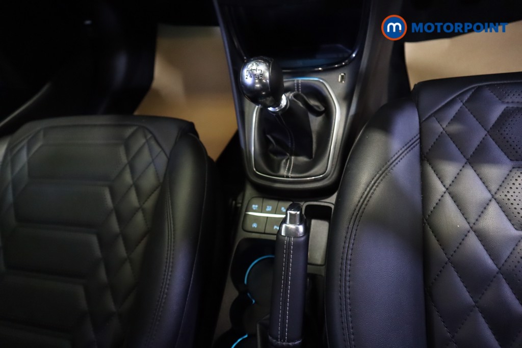 Ford Puma St-Line Vignale Manual Petrol-Electric Hybrid SUV - Stock Number (1525541) - 6th supplementary image
