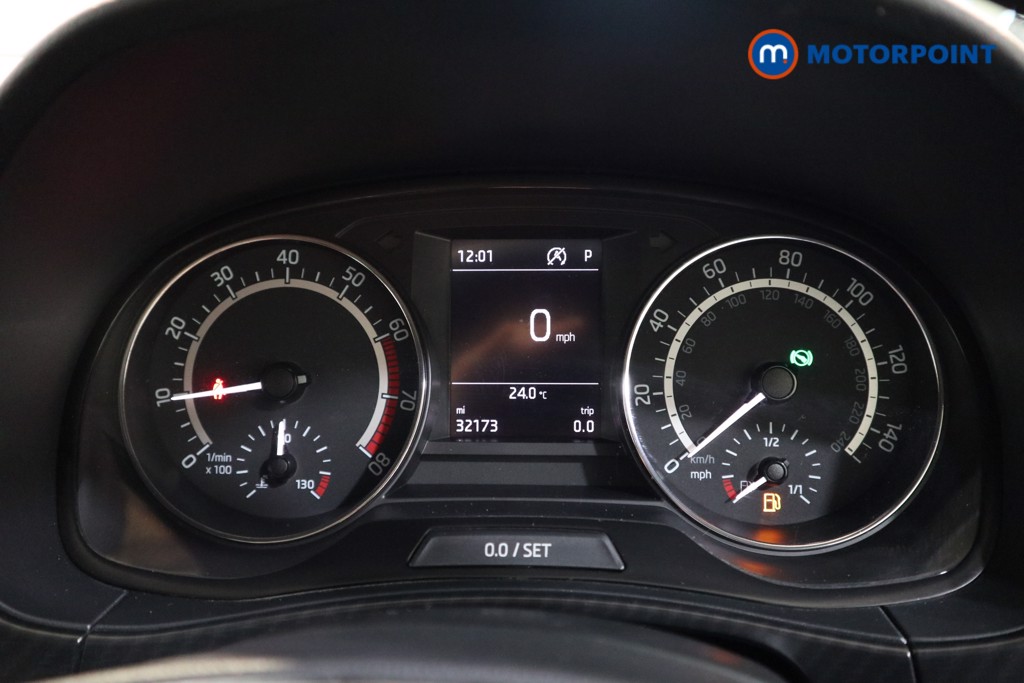 Skoda Fabia Monte Carlo Automatic Petrol Hatchback - Stock Number (1532604) - 5th supplementary image