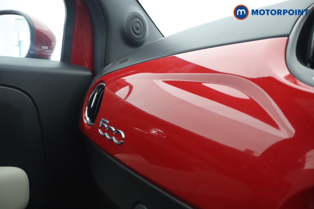 Fiat 500 Dolcevita Manual Petrol-Electric Hybrid Hatchback - Stock Number (1543119) - 9th supplementary image