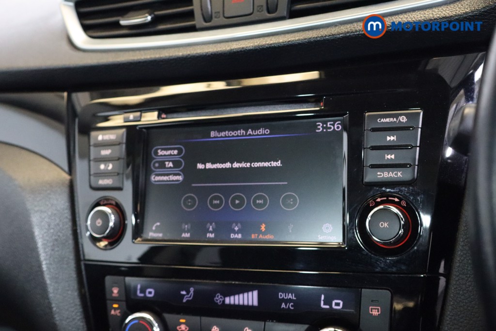 Nissan Qashqai N-Connecta Manual Petrol SUV - Stock Number (1548068) - 5th supplementary image