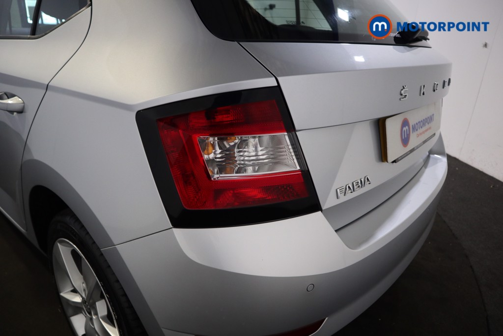 Skoda Fabia Se L Manual Petrol Hatchback - Stock Number (1552975) - 19th supplementary image