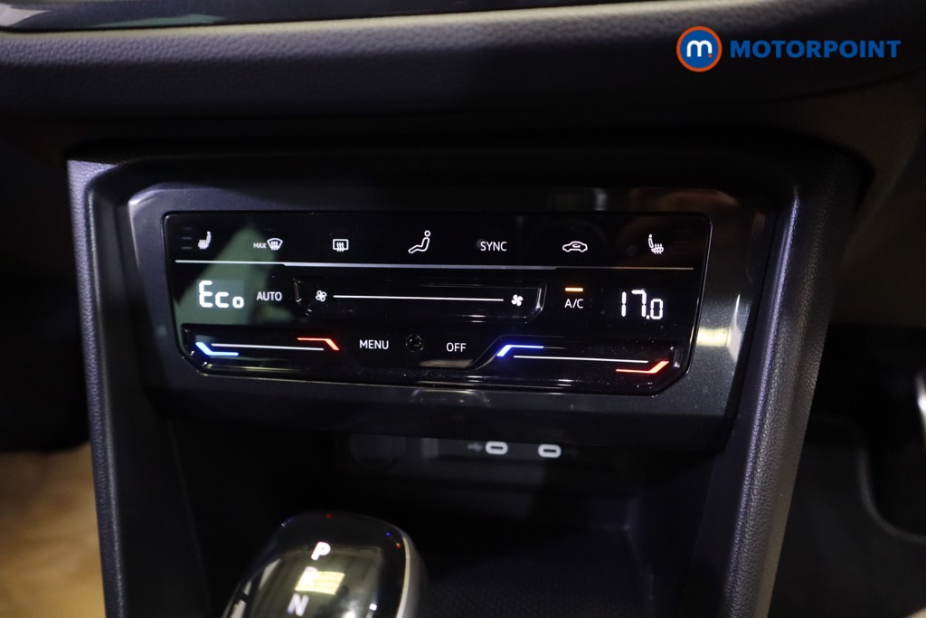 Volkswagen Tiguan R-Line Automatic Petrol Plug-In Hybrid SUV - Stock Number (1553213) - 5th supplementary image