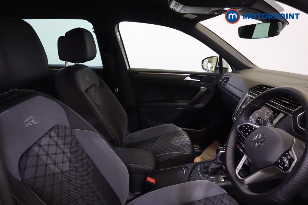 Volkswagen Tiguan R-Line Automatic Petrol Plug-In Hybrid SUV - Stock Number (1553213) - 8th supplementary image