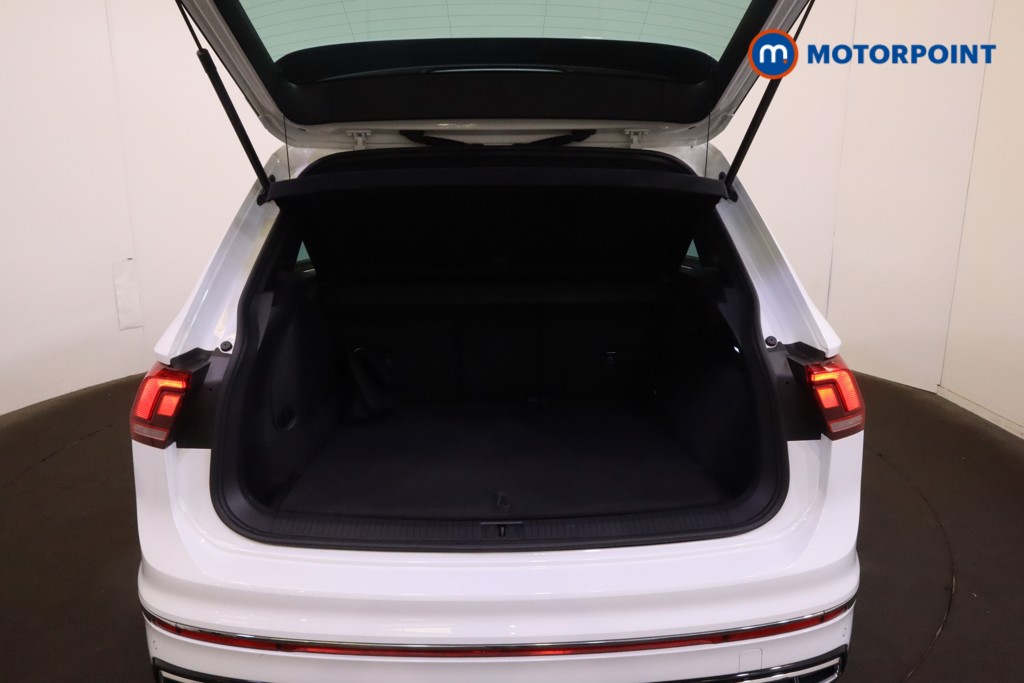 Volkswagen Tiguan R-Line Automatic Petrol Plug-In Hybrid SUV - Stock Number (1553213) - 10th supplementary image
