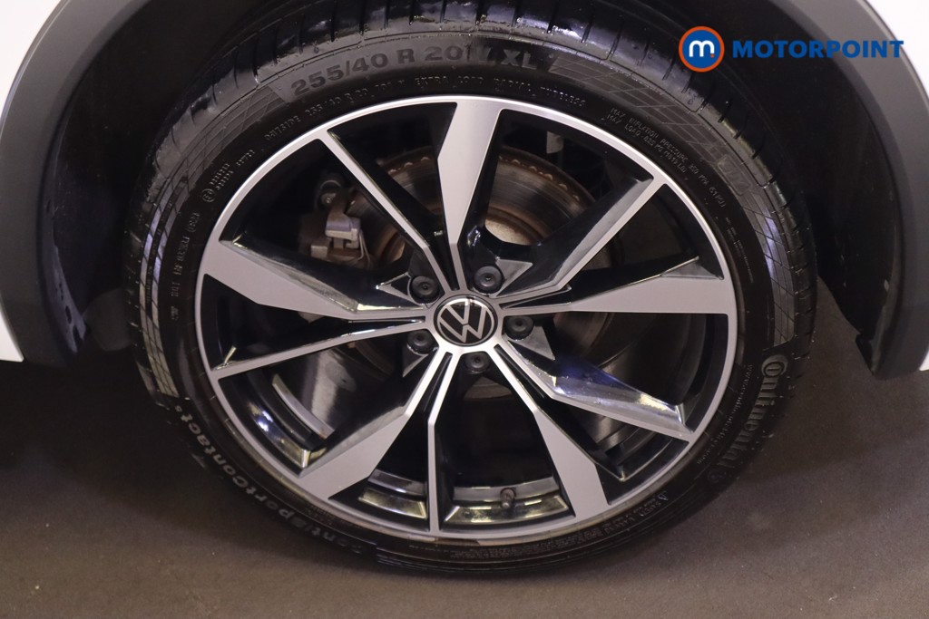 Volkswagen Tiguan R-Line Automatic Petrol Plug-In Hybrid SUV - Stock Number (1553213) - 12th supplementary image