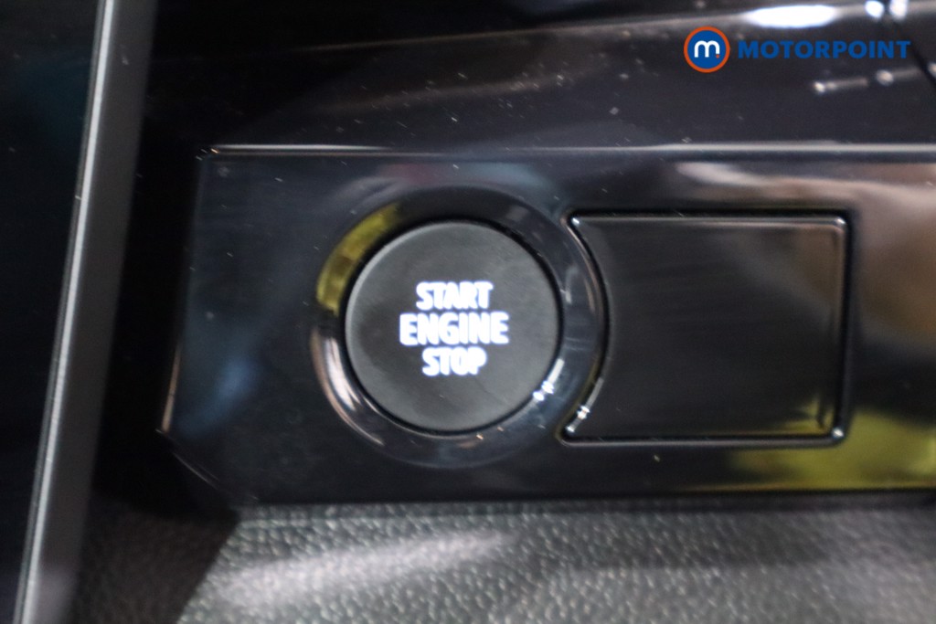 Renault Austral Techno Esprit Alpine Automatic Petrol-Electric Hybrid SUV - Stock Number (1553599) - 13th supplementary image