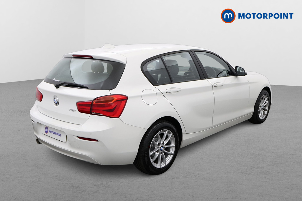 BMW 1 Series Se Business Automatic Petrol Hatchback - Stock Number (1553622) - Drivers side rear corner