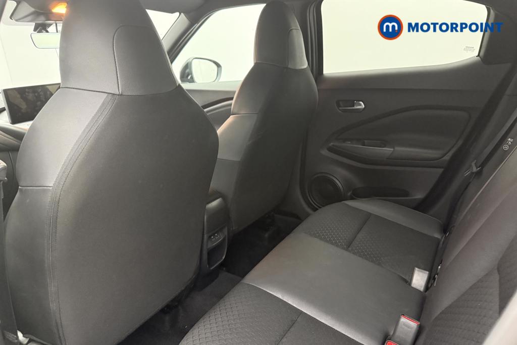 Nissan Juke N-Connecta Manual Petrol SUV - Stock Number (1553962) - 5th supplementary image