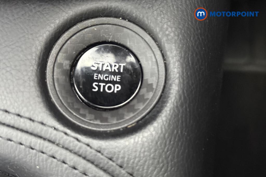 Nissan Juke N-Connecta Manual Petrol SUV - Stock Number (1553962) - 20th supplementary image