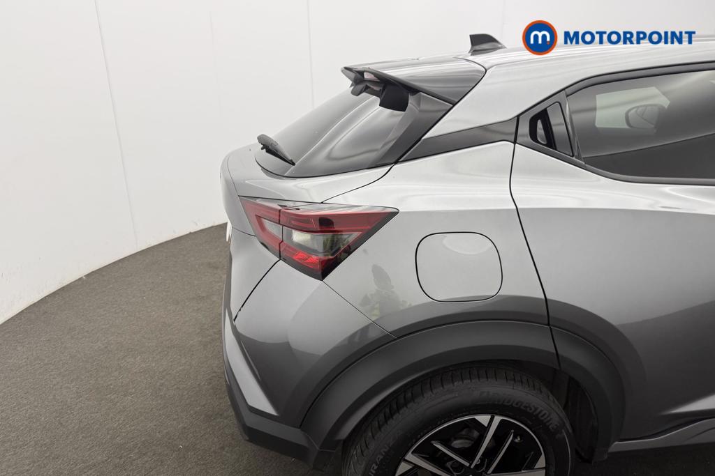 Nissan Juke N-Connecta Manual Petrol SUV - Stock Number (1553962) - 24th supplementary image