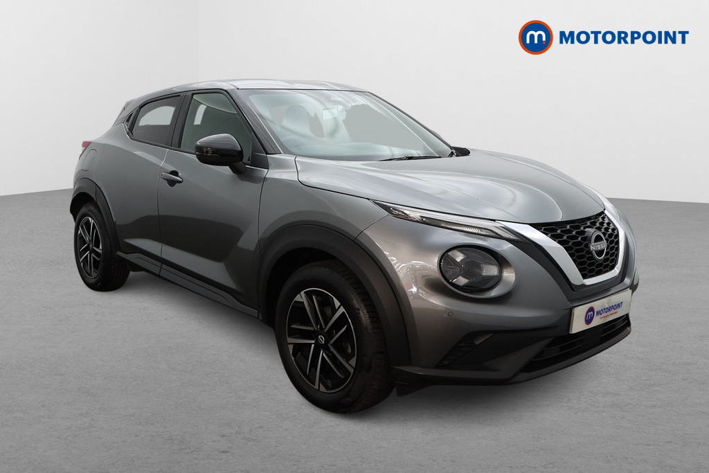 Nissan Juke N-Connecta Manual Petrol SUV - Stock Number (1553962) - Drivers side front corner