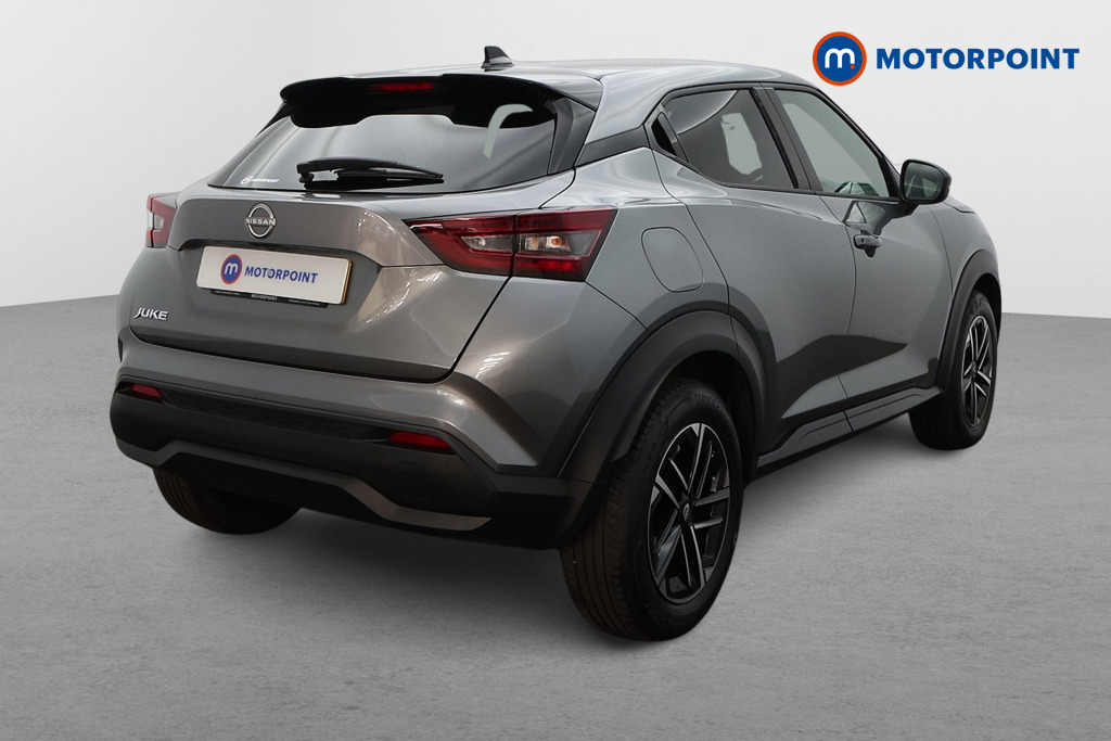 Nissan Juke N-Connecta Manual Petrol SUV - Stock Number (1553962) - Drivers side rear corner