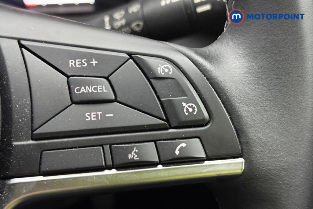 Nissan Juke N-Connecta Manual Petrol SUV - Stock Number (1553965) - 20th supplementary image
