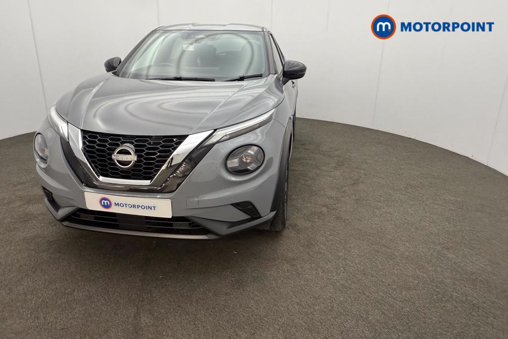 Nissan Juke N-Connecta Manual Petrol SUV - Stock Number (1553965) - 1st supplementary image