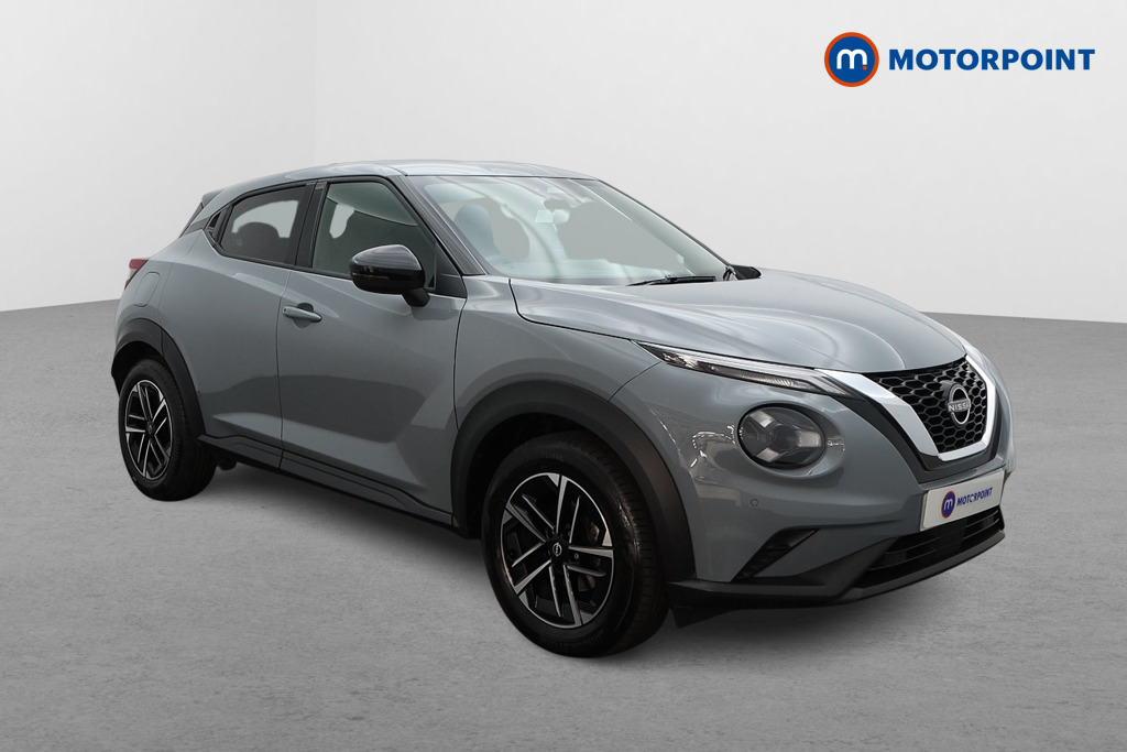 Nissan Juke N-Connecta Manual Petrol SUV - Stock Number (1553965) - Drivers side front corner
