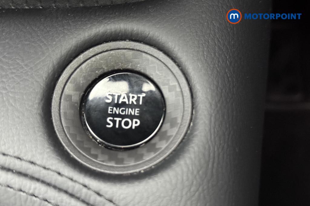 Nissan Juke N-Connecta Manual Petrol SUV - Stock Number (1553967) - 20th supplementary image