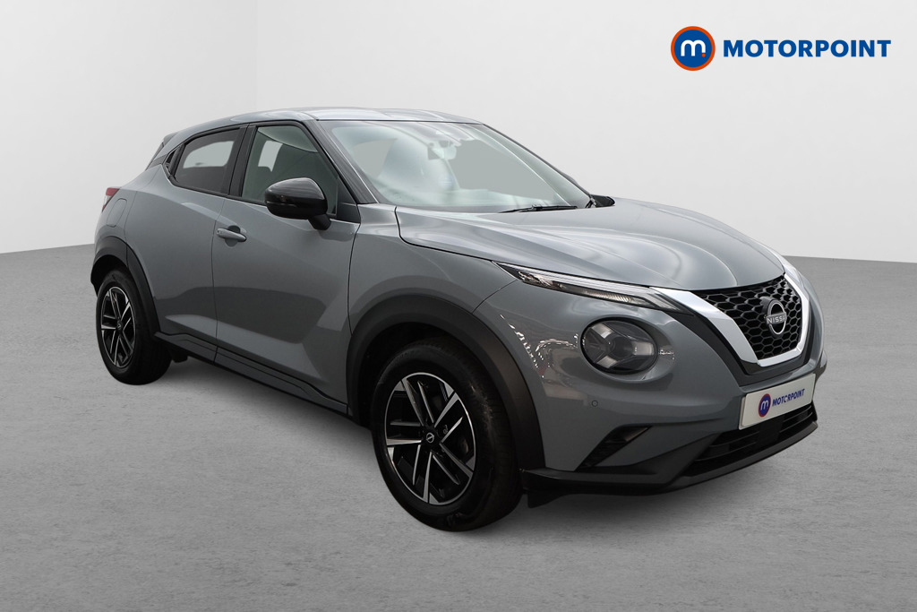 Nissan Juke N-Connecta Manual Petrol SUV - Stock Number (1553967) - Drivers side front corner