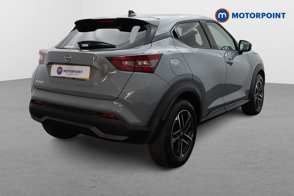 Nissan Juke N-Connecta Manual Petrol SUV - Stock Number (1553967) - Drivers side rear corner