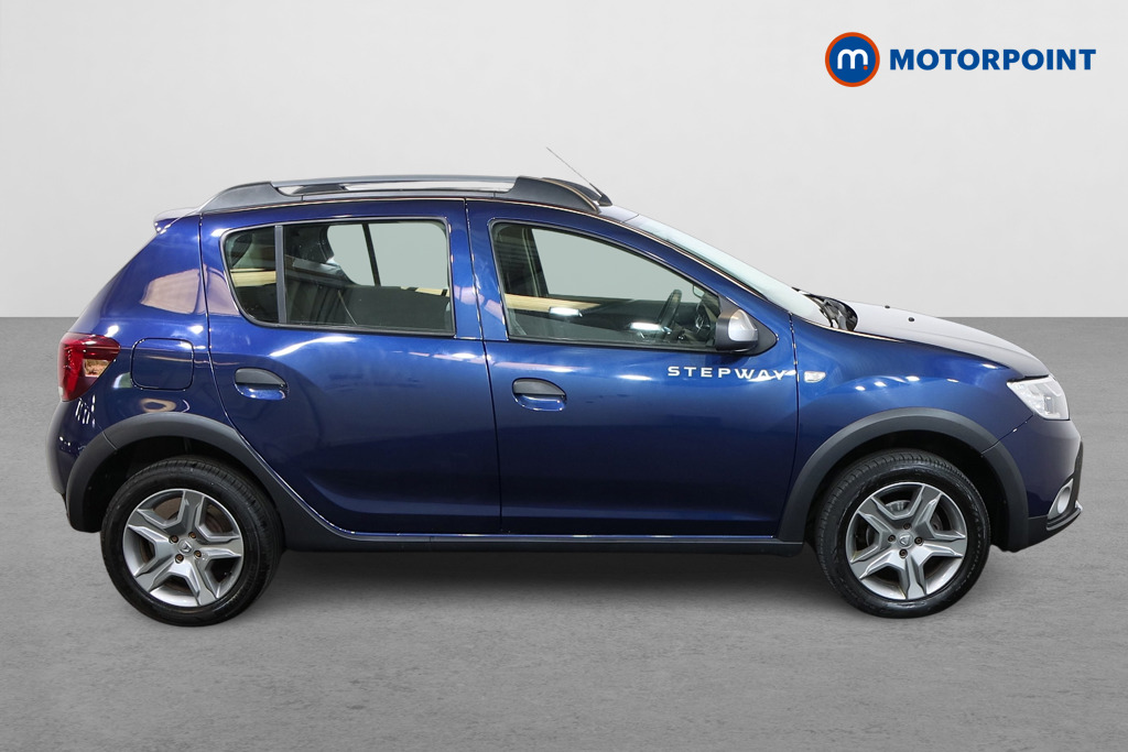 Dacia Sandero Stepway Comfort Manual Petrol Hatchback - Stock Number (1553982) - Drivers side