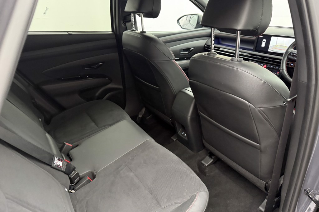 Hyundai Tucson N Line Manual Petrol SUV - Stock Number (1554155) - 21st supplementary image