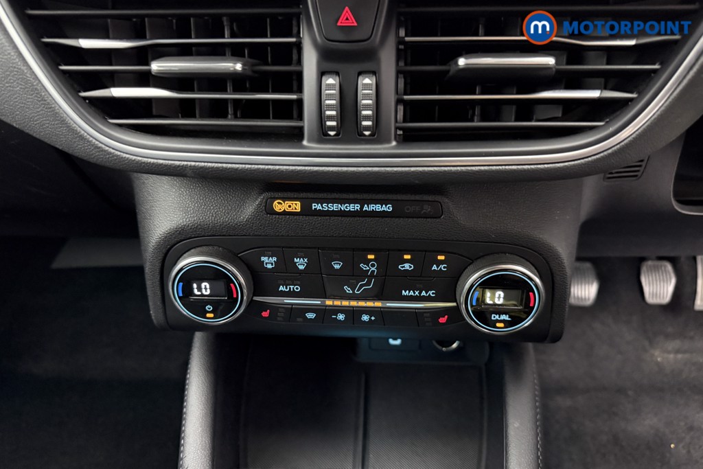 Ford Focus Titanium X Manual Petrol Hatchback - Stock Number (1554790) - 11th supplementary image