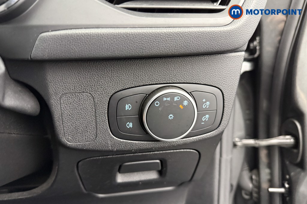 Ford Focus Titanium X Manual Petrol Hatchback - Stock Number (1554790) - 15th supplementary image