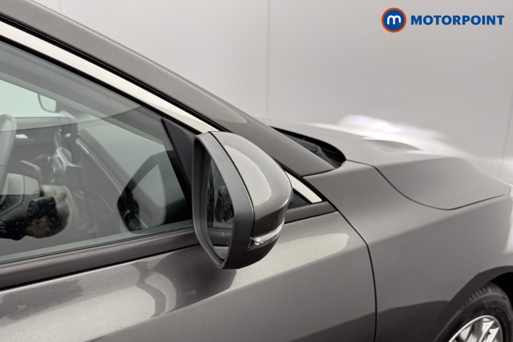 Ford Focus Titanium X Manual Petrol Hatchback - Stock Number (1554790) - 19th supplementary image