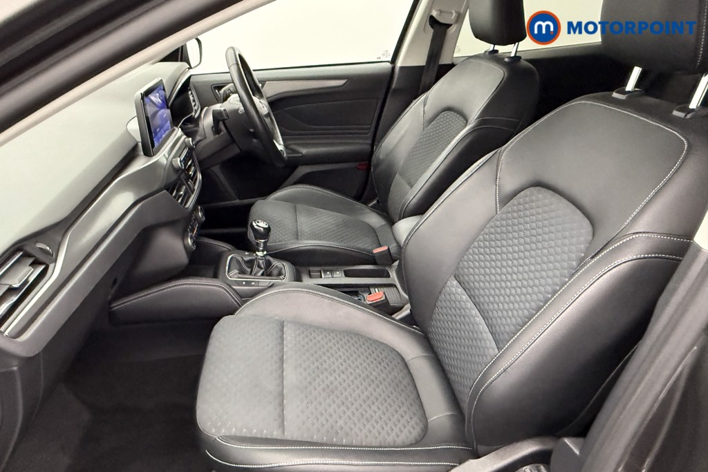 Ford Focus Titanium X Manual Petrol Hatchback - Stock Number (1554790) - 23rd supplementary image