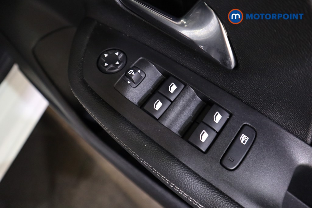 Vauxhall Mokka Ultimate Manual Petrol SUV - Stock Number (1554816) - 9th supplementary image