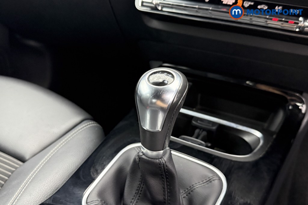 Mercedes-Benz B Class Sport Manual Petrol Hatchback - Stock Number (1554997) - 11th supplementary image