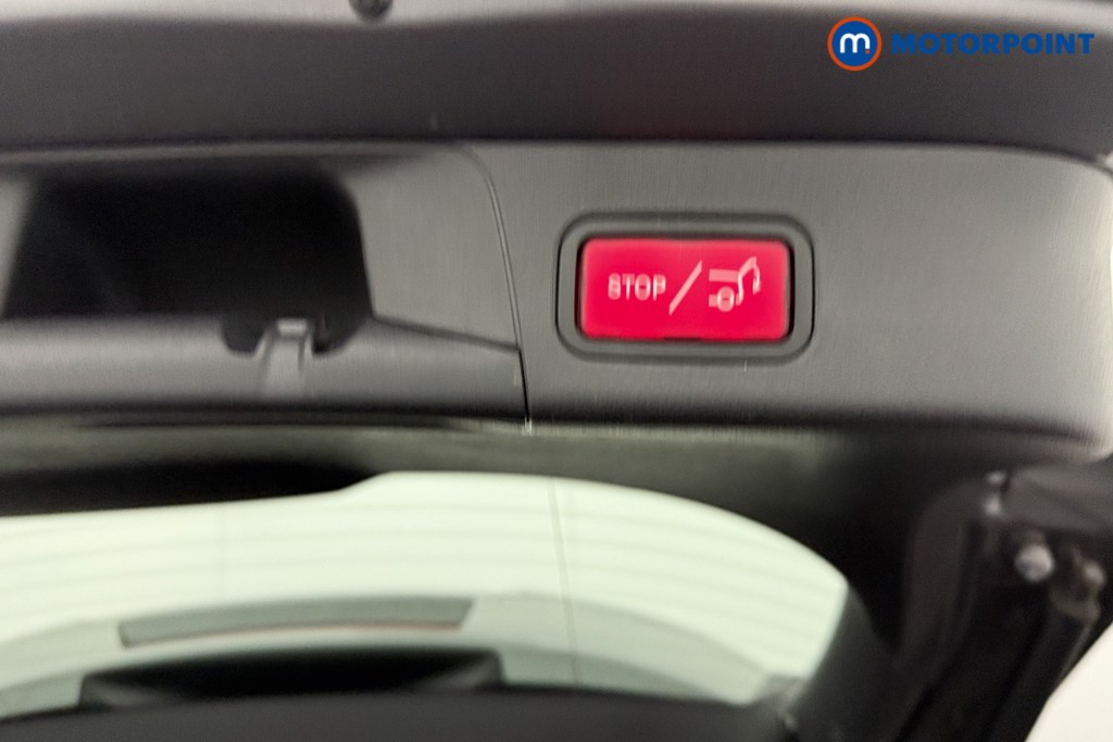 Mercedes-Benz B Class Sport Manual Petrol Hatchback - Stock Number (1554997) - 19th supplementary image