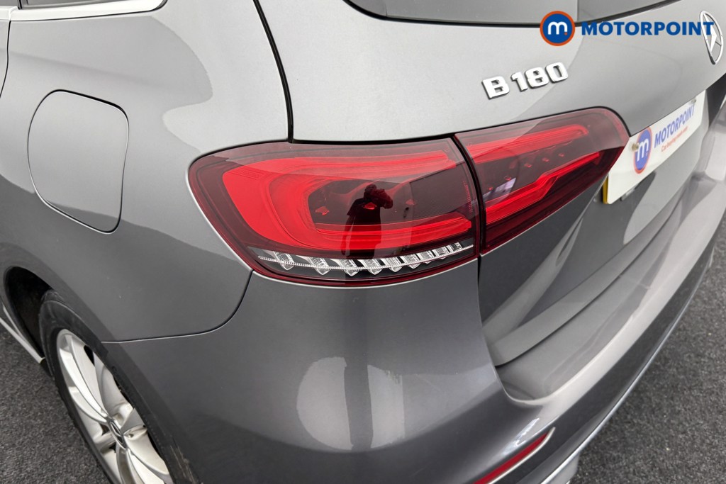 Mercedes-Benz B Class Sport Manual Petrol Hatchback - Stock Number (1554997) - 23rd supplementary image