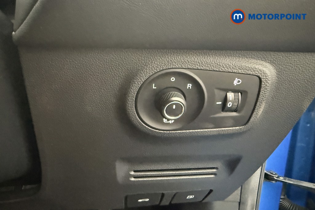 Mg Motor Uk ZS Exclusive Manual Petrol SUV - Stock Number (1555110) - 13th supplementary image