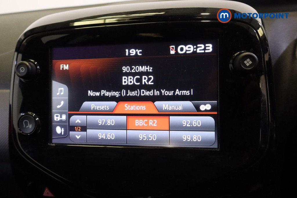 Peugeot 108 Allure Manual Petrol Hatchback - Stock Number (1555309) - 2nd supplementary image