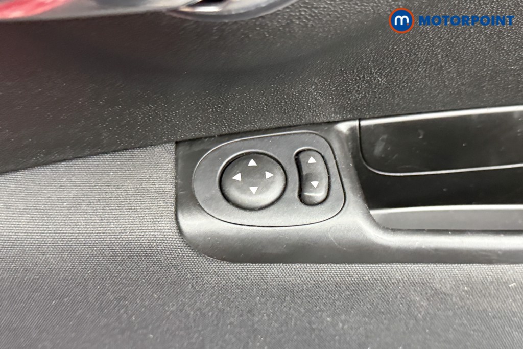 Fiat 500 1.0 Mild Hybrid 3Dr Manual Petrol-Electric Hybrid Hatchback - Stock Number (1556136) - 13th supplementary image
