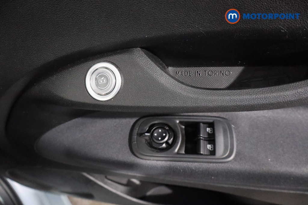 Fiat 500 Icon Automatic Electric Hatchback - Stock Number (1556159) - 18th supplementary image