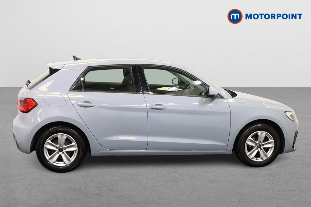 Audi A1 Technik Manual Petrol Hatchback - Stock Number (1556316) - Drivers side