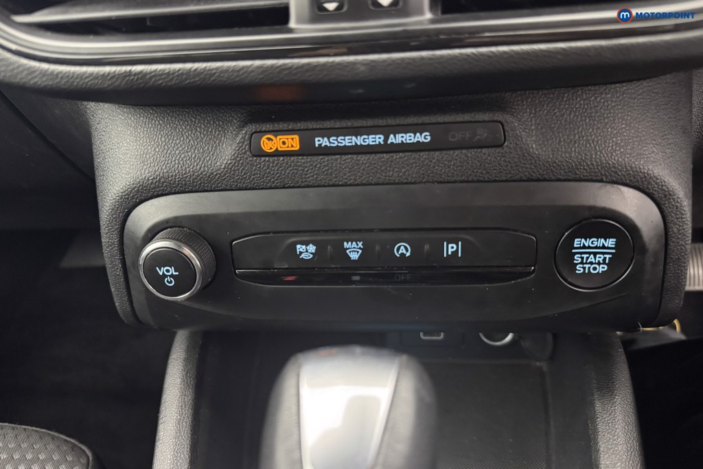 Ford Focus St-Line Automatic Petrol-Electric Hybrid Estate - Stock Number (1557657) - 12th supplementary image