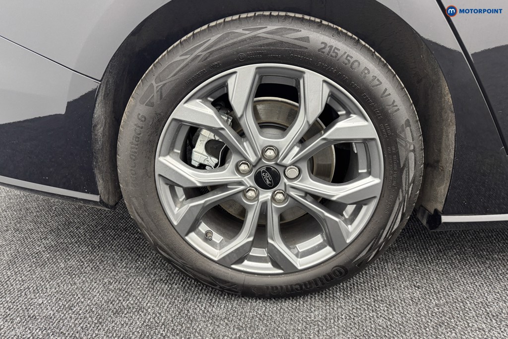 Ford Focus St-Line Automatic Petrol-Electric Hybrid Estate - Stock Number (1557657) - 19th supplementary image